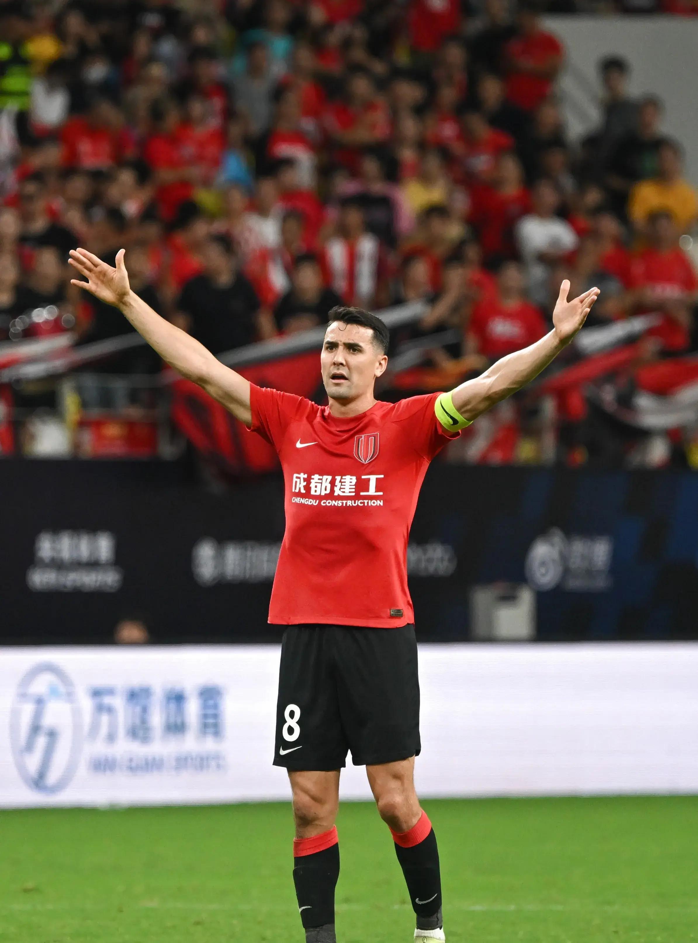 西汉姆迎荷甲关键赛，集结日状态回暖，质疑声仍在，数据趋势出现新变化(西汉姆联对根特比赛结果)