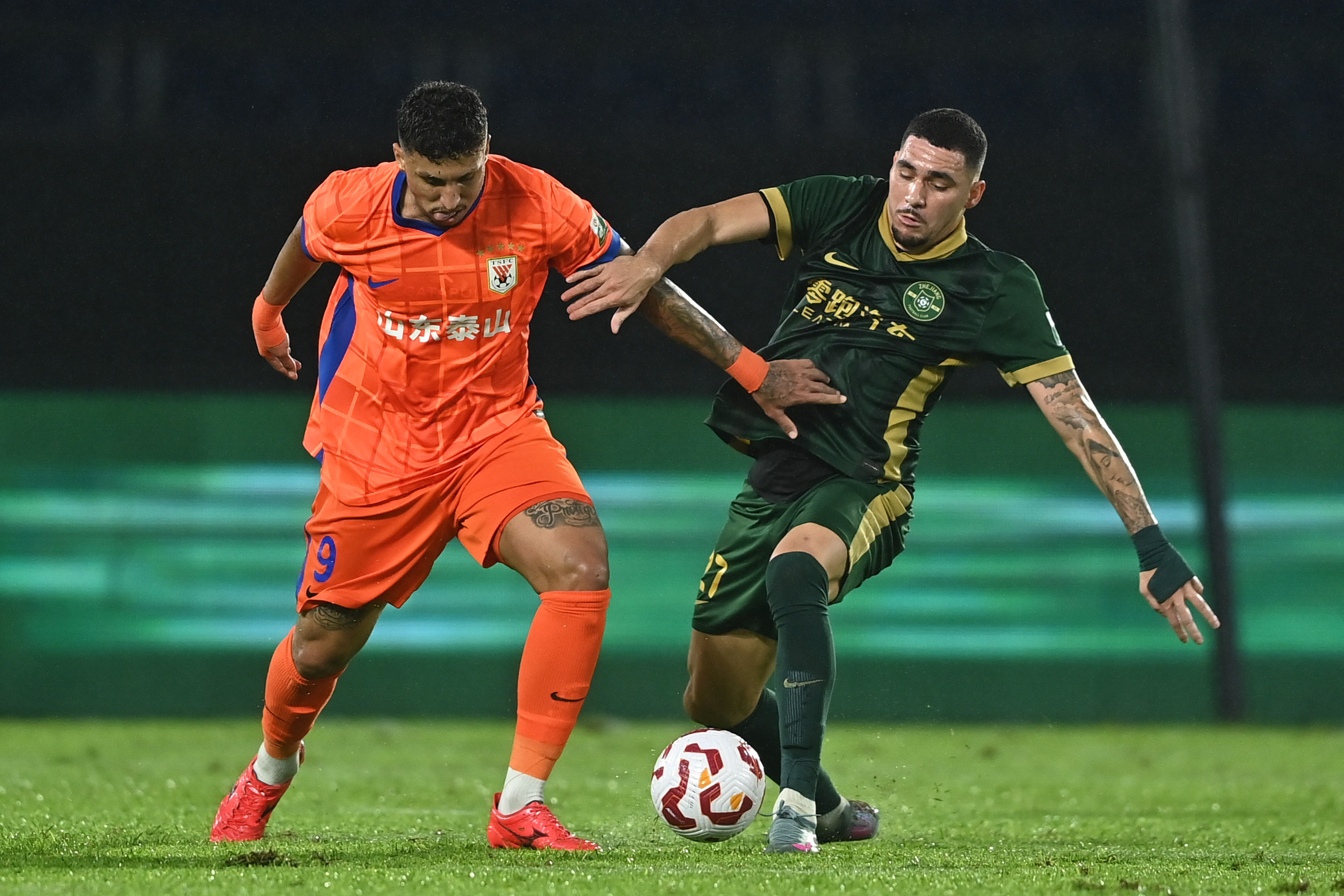 浙江队赛前队长鼓劲马赛内部会议纪要流出——今晨篮板制胜，风云突变亚特兰大加时末段更衣室发声都惊呆了的简单介绍